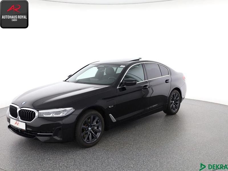 Schwarz Gebraucht 2022 BMW 530e Limousine | 37.880 € (Fairer Preis) - Bild 1/4