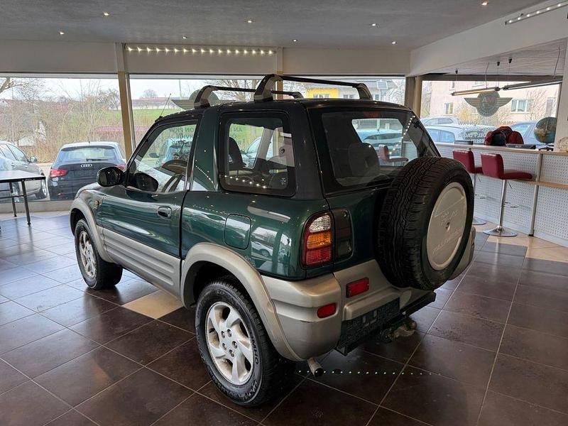 Gebraucht Toyota RAV4 Cool 128 PS (94 kW) 1999 Grün SUV