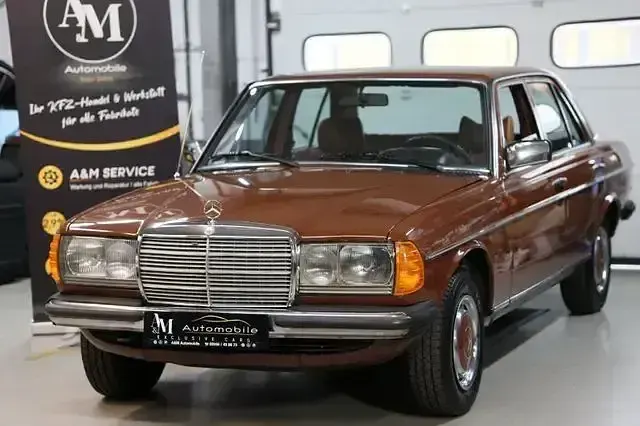 Occasion Mercedes 200 110 ch (80 kW) 1983 Berline