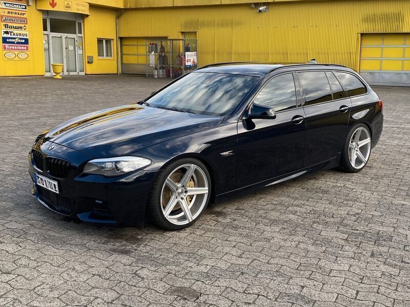 Schwarz Gebraucht 2012 BMW 535 M Sport Kombi | 12.000 € (Guter Preis) - Bild 1/4