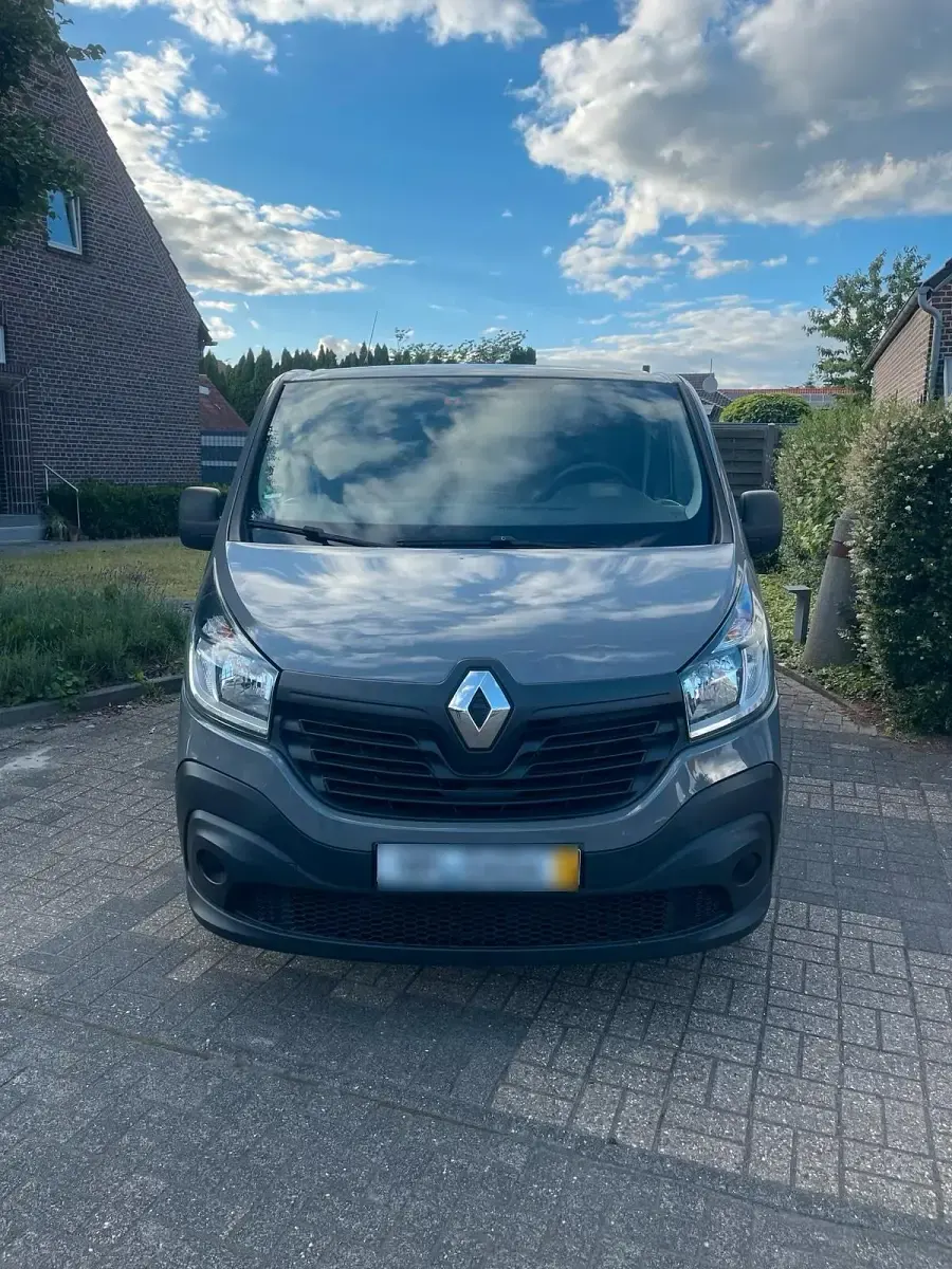 Gebraucht Renault Trafic 116 PS (85 kW) 2015 Van / Kleinbus