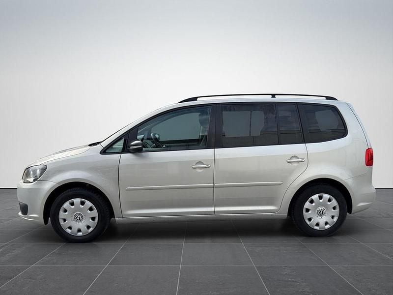 Gebraucht VW Touran Match 105 PS (77 kW) 2013 Gold Van / Kleinbus