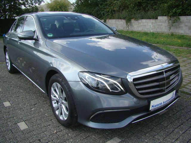 Gebraucht Mercedes E220 Sport 194 PS (142 kW) 2016 Grau metallic Limousine