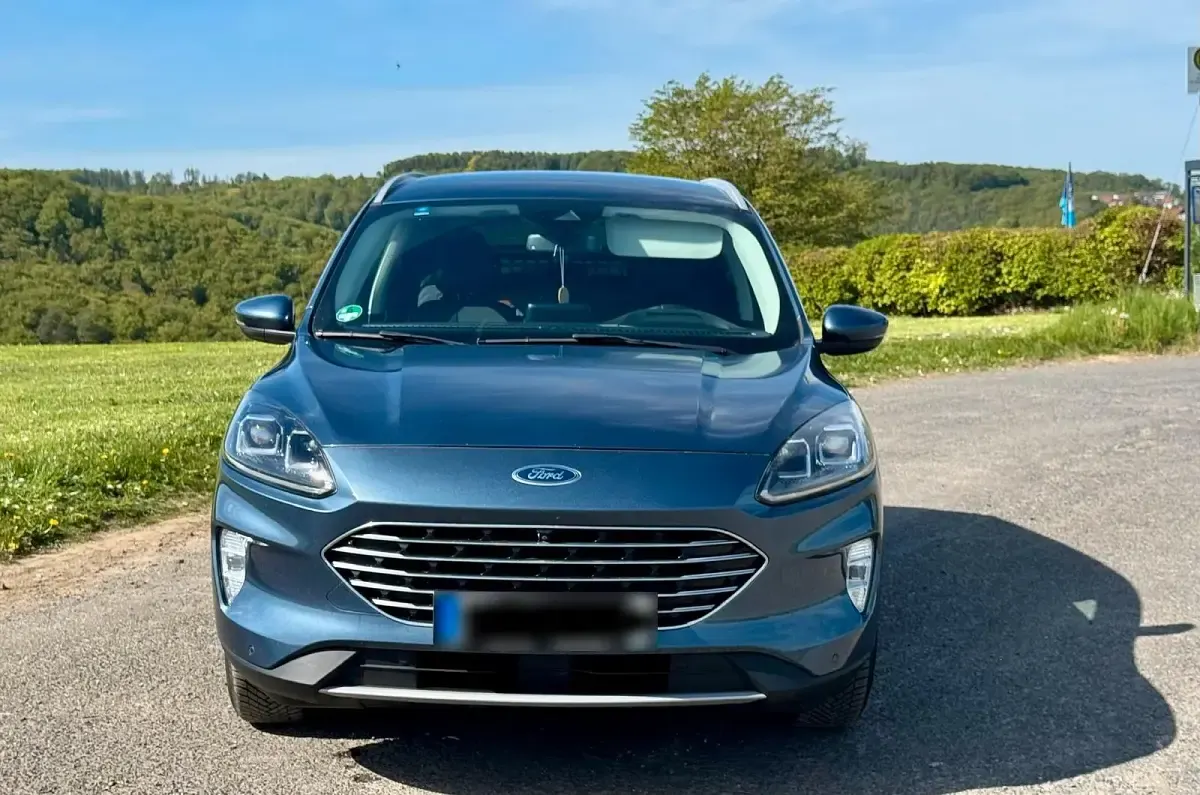 Używany Ford Kuga Titanium X 150 KM (110 kW) 2020 Niebieski SUV
