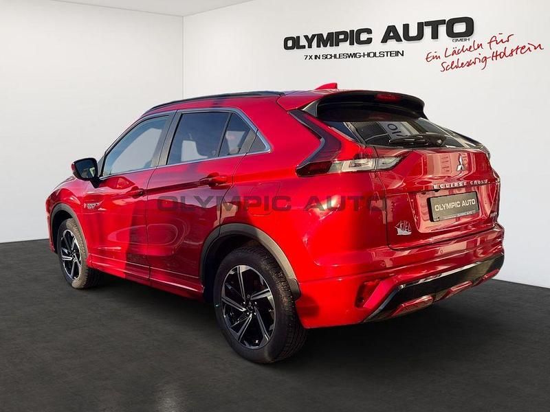 Gebraucht Mitsubishi Eclipse Cross Select 188 PS (138 kW) 2022 Rot SUV