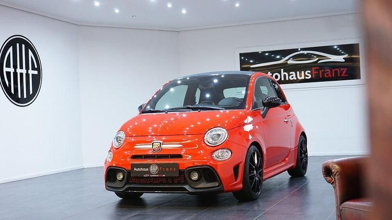 Rosso maranello Gebraucht 2018 Abarth 595C Pista Cabrio | 16.997 € (Fairer Preis) - Bild 1/4