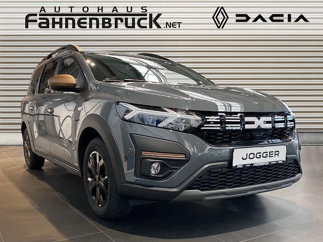 Neu Dacia Jogger Extreme 101 PS (74 kW) 2025 Grau Van / Kleinbus