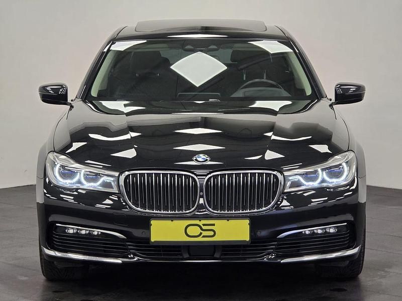 Gebraucht BMW 740 Shadowline 326 PS (239 kW) 2018 Schwarz Limousine