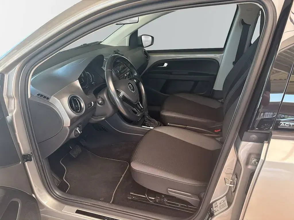 Gebraucht VW e-up! Active 61 kW (83 PS) 2021 Silber Kleinwagen