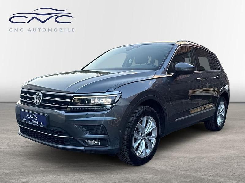 Grau Gebraucht 2018 VW Tiguan Highline SUV | 21.990 € (Guter Preis) - Bild 1/4