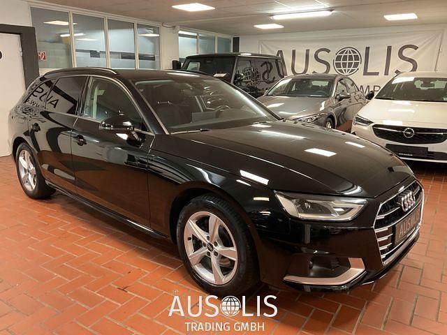 Brillantschwarz Gebraucht 2021 Audi A4 Business Kombi | 22.990 € (Fairer Preis) - Bild 1/4