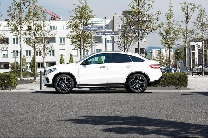 Gebraucht Mercedes GLE350 AMG line 258 PS (189 kW) 2017 Weiß Coupé