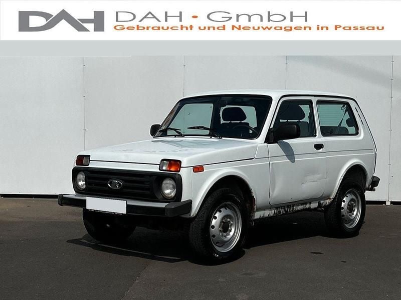 Gebraucht Lada niva 83 PS (61 kW) 2016 Weiß SUV