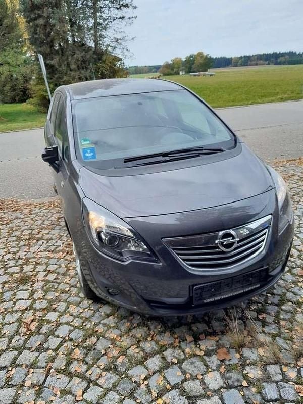 Gebraucht Opel Meriva Innovation 140 PS (102 kW) 2011 Grau Van / Kleinbus