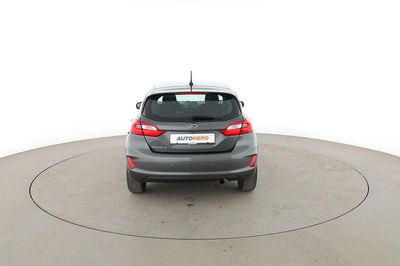 Gebraucht Ford Fiesta Cool & Connect 2019 Grau Kleinwagen