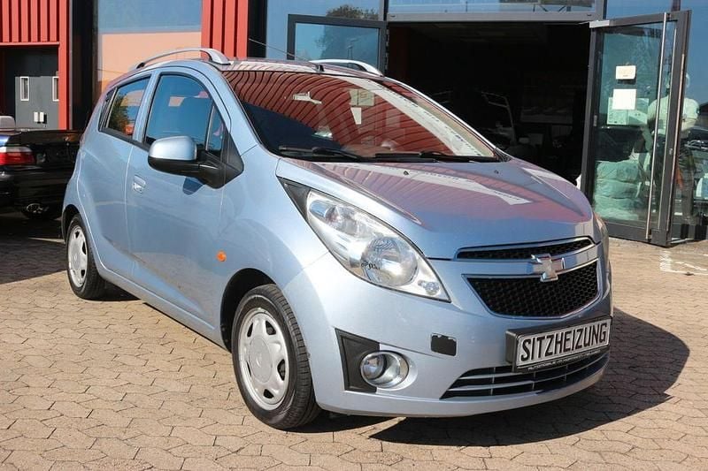 Silber Gebraucht 2011 Chevrolet Spark LS Kleinwagen | 2.900 € (Teuer) - Bild 1/4