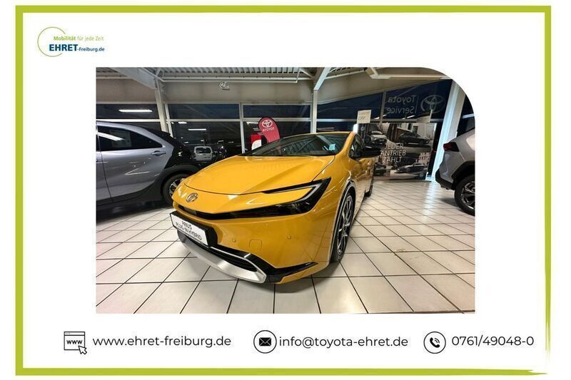 Gelb Gebraucht 2024 Toyota Prius Plug-in Hybrid Executive Kleinwagen | 39.900 € (Fairer Preis) - Bild 1/4
