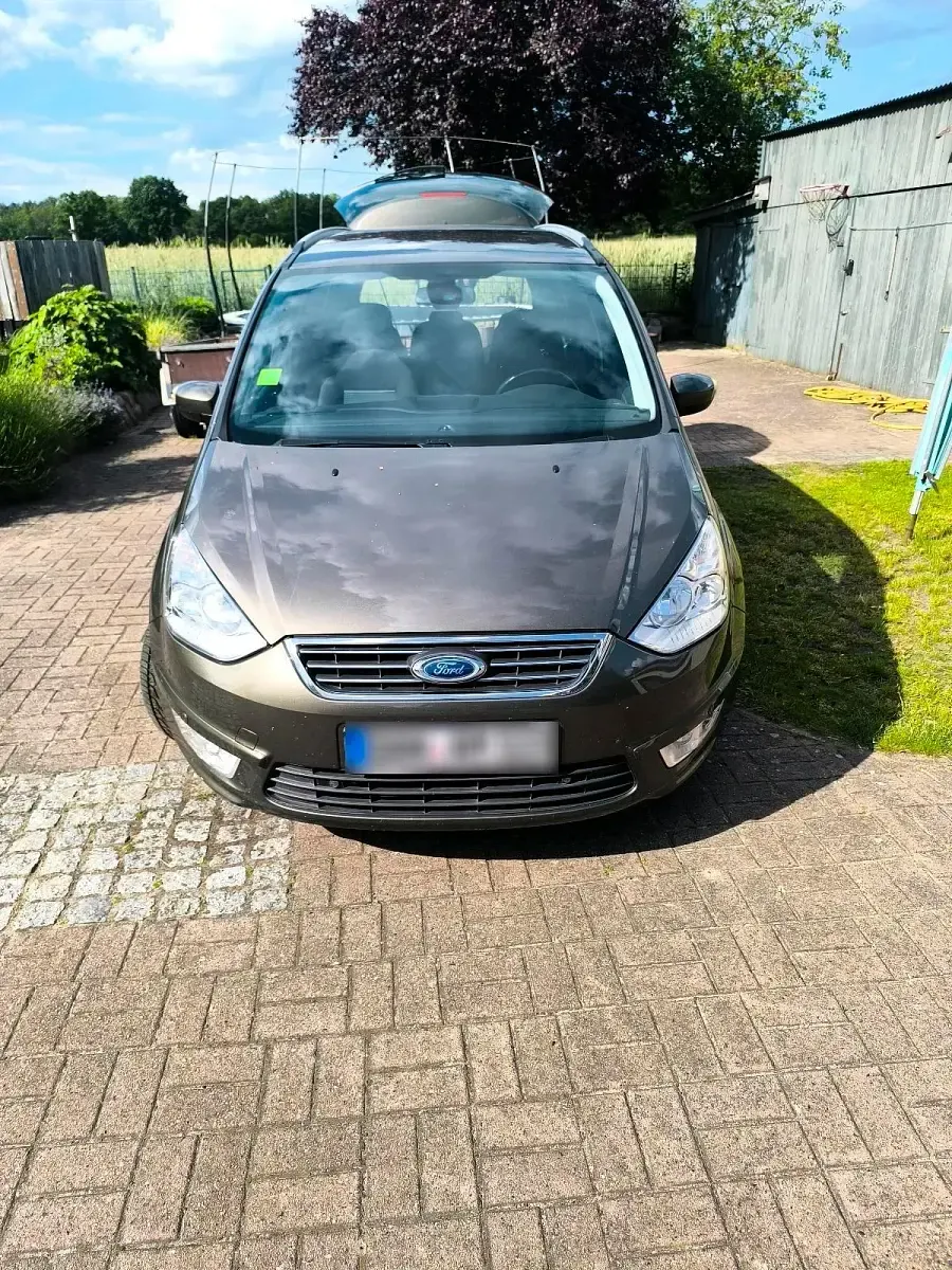 Gebraucht Ford Galaxy 115 PS (84 kW) 2011 Andere farben Van / Kleinbus