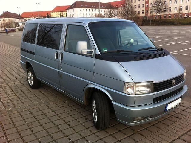 Gebraucht VW Caravelle 150 PS (110 kW) 1992 Blau Van / Kleinbus