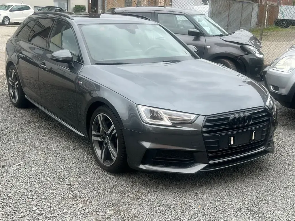 Second-hand Audi A4 S-Line 190 CP (139 kW) 2016 Gri Break