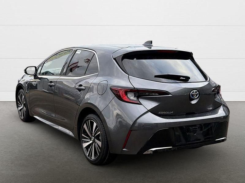 Gebraucht Toyota Corolla 140 PS (102 kW) 2026 Marlingrau metallic Limousine