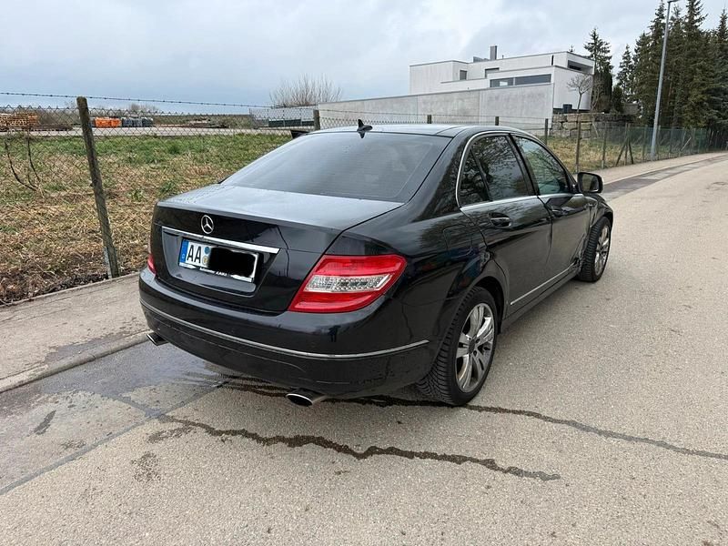 Gebraucht Mercedes C350 272 PS (200 kW) 2009 Schwarz Limousine