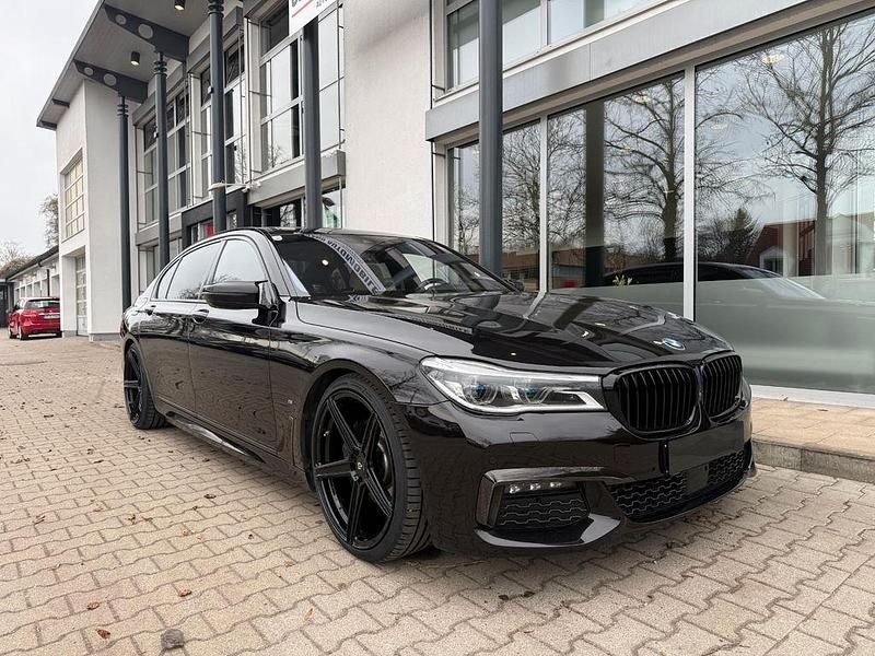 Gebraucht BMW 740 Performance 258 PS (189 kW) 2016 Schwarz Limousine