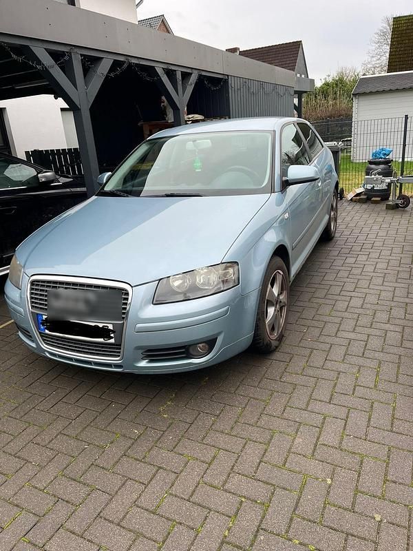 Blau Gebraucht 2005 Audi A3 Kleinwagen | 1.950 € (Fairer Preis) - Bild 1/3