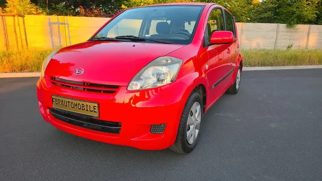 Gebraucht Daihatsu Sirion 91 PS (66 kW) 2007 Rot Kleinwagen