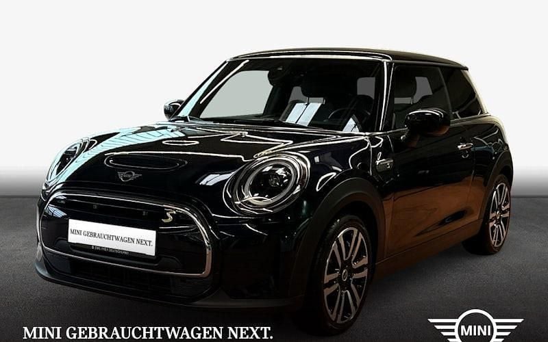 Gebraucht Mini Cooper Essential 135 kW (184 PS) 2023 Schwarz Kleinwagen