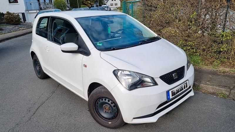Gebraucht Seat Mii Chic 60 PS (44 kW) 2017 Weiß Kleinwagen