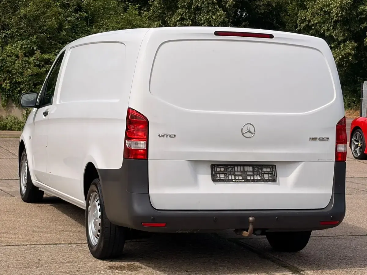 Gebraucht Mercedes Vito 163 PS (119 kW) 2016 Weiß Van