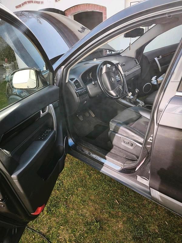 Gebraucht Chevrolet Captiva 163 PS (119 kW) 2014 Grau SUV