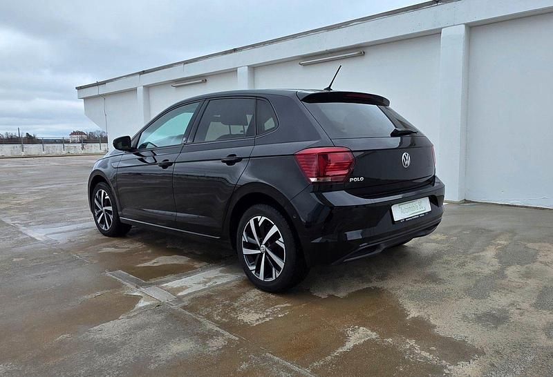 Gebraucht VW Polo Beats 95 PS (69 kW) 2017 Schwarz Kleinwagen