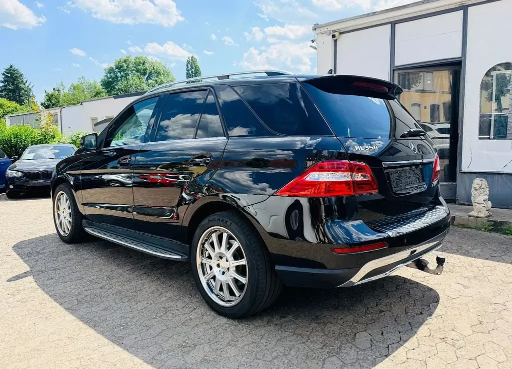 Gebraucht Mercedes ML350 258 PS (189 kW) 2013 Schwarz SUV