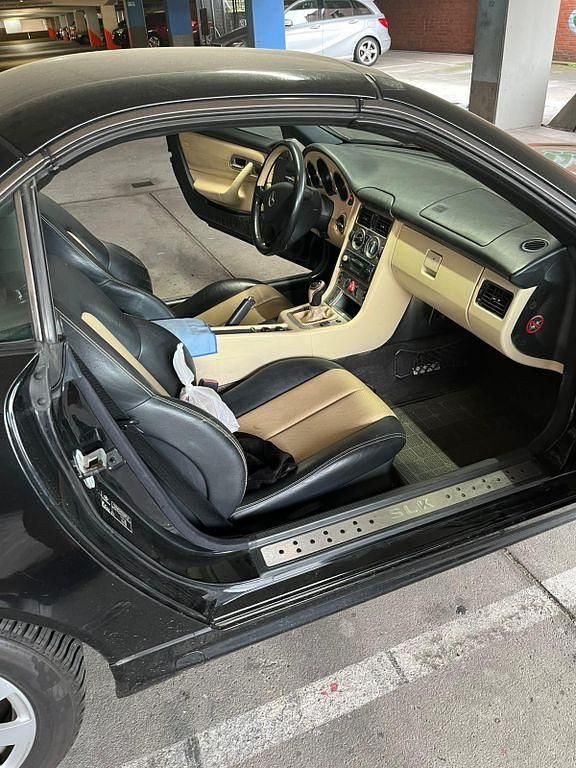 Schwarz Gebraucht 2000 Mercedes SLK200 Cabrio | 3.200 € (Guter Preis) - Bild 1/4