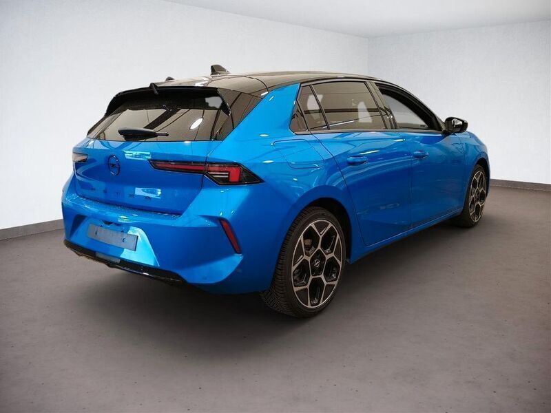 Gebraucht Opel Astra Ultimate 131 PS (96 kW) 2024 Kobaltblau Limousine