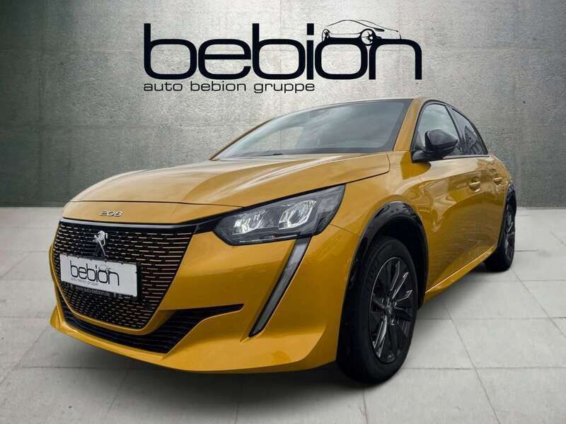 Gelb Gebraucht 2022 Peugeot e-208 Allure Kleinwagen | 17.880 € (Etwas zu teuer) - Bild 1/4