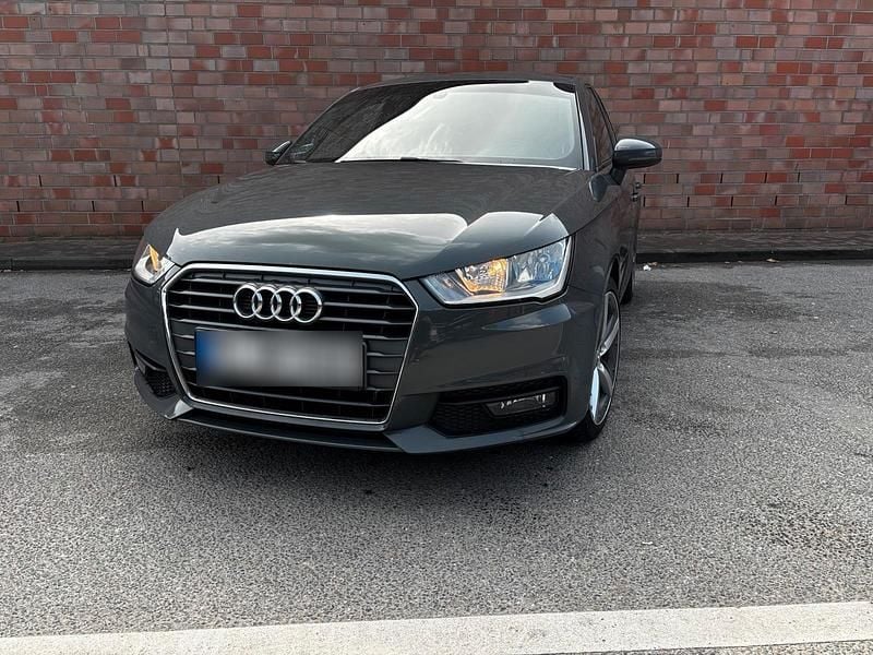 Second-hand Audi A1 Ambiente 125 CP (91 kW) 2017 Gri Hatchback