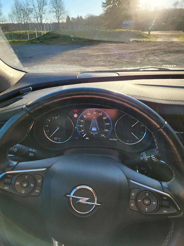 Gebraucht Opel Insignia 174 PS (127 kW) 2020 Silber Kombi