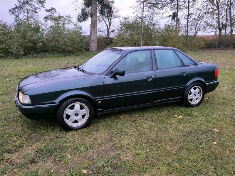 Grün Gebraucht 1994 Audi 80 Limousine | 450 € - Bild 1/4