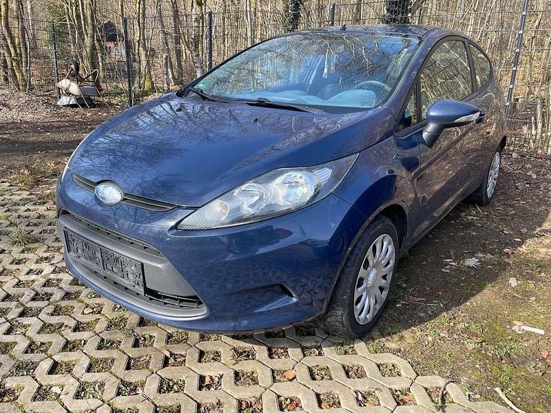 Gebraucht Ford Fiesta Trend 60 PS (44 kW) 2009 Blazerblau Kleinwagen