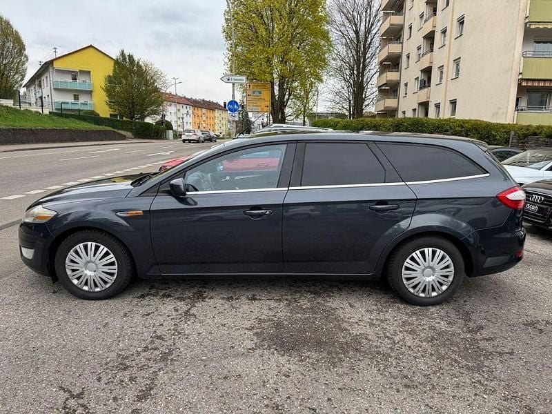 Gebraucht Ford Mondeo Titanium X 140 PS (102 kW) 2007 Grau Limousine