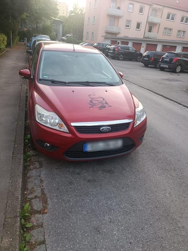 Rot Gebraucht 2008 Ford Focus Limousine | 1.400 € (Guter Preis) - Bild 1/4
