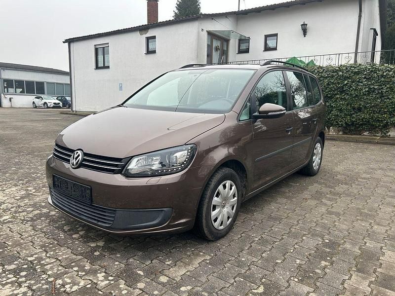 Braun Gebraucht 2011 VW Touran Comfortline Van / Kleinbus | 3.190 € (Superpreis) - Bild 1/4
