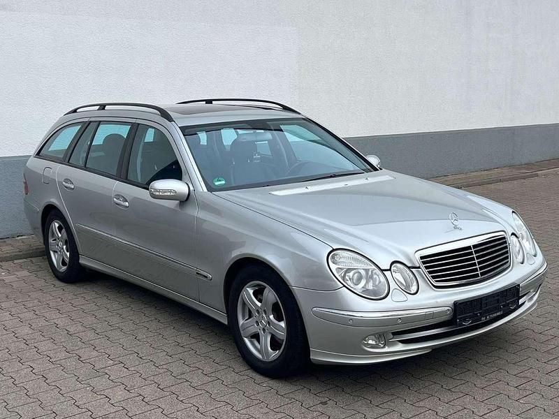 Gebraucht Mercedes E320 204 PS (150 kW) 2003 Silber Kombi