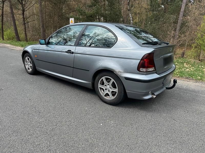 Usado BMW 316 116 HP (85 kW) 2004 Coupé