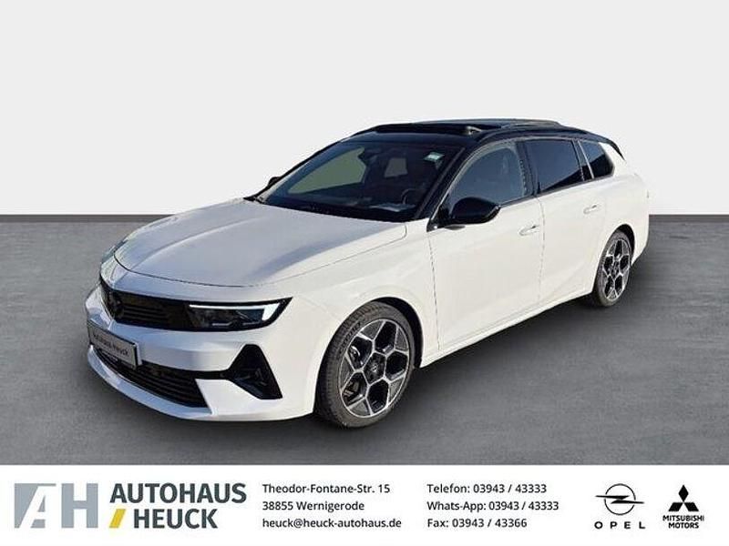 Weiss Gebraucht 2024 Opel Astra Ultimate Kombi | 29.850 € (Etwas zu teuer) - Bild 1/4