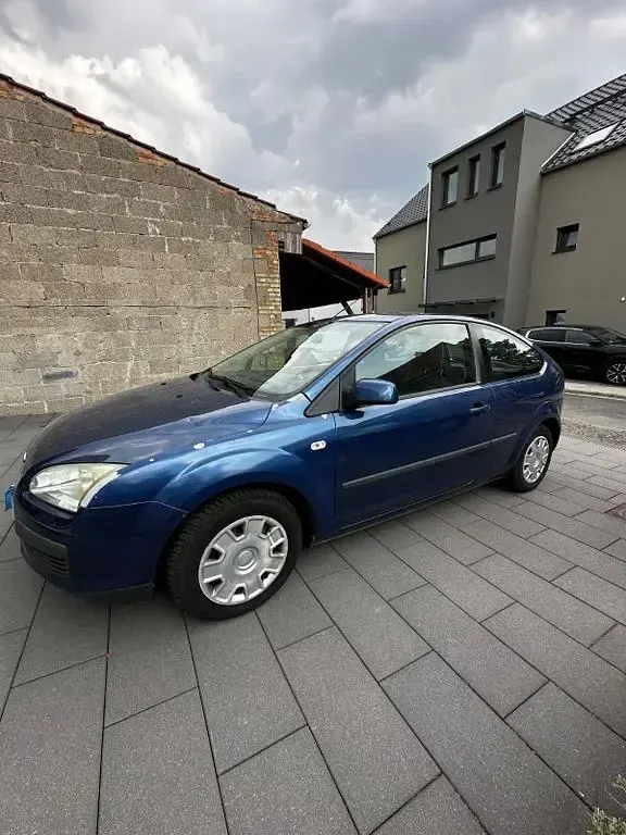 Gebraucht Ford Focus Ambiente 80 PS (58 kW) 2007 Blau Limousine