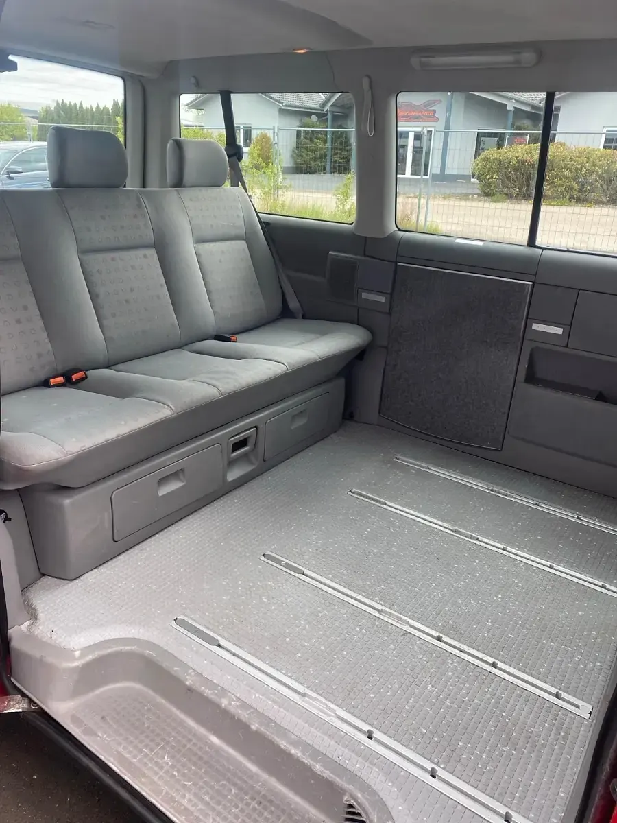 Gebraucht VW T4 102 PS (75 kW) 2000 Rot Van